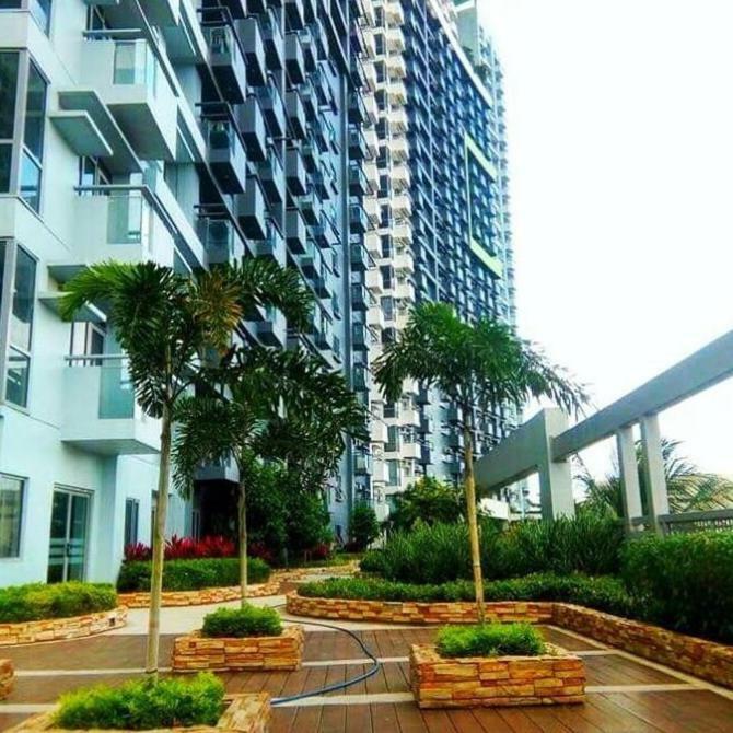 Cubao Manhattan Heights Unit 5A Tower C เกซอนซิตี้ ภายนอก รูปภาพ